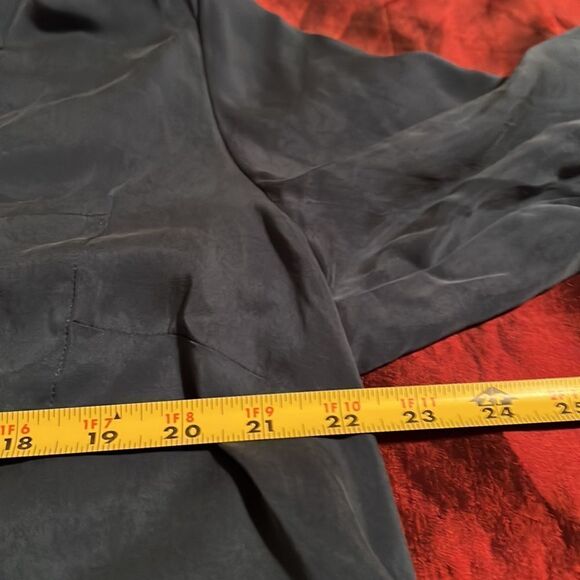 J.JILL  blue 100% modal rayon. CL. Button up with collar, v-neck - Picture 4 of 11